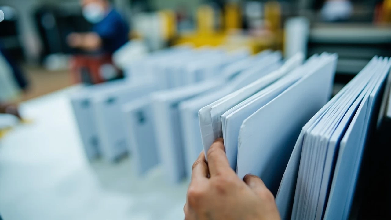 常用装订方式大全：骑马钉、线圈装与胶装怎么选